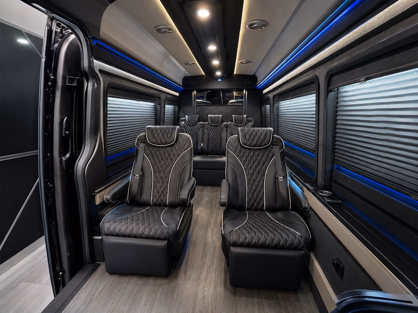 choosing the right bus size for your westland airport group