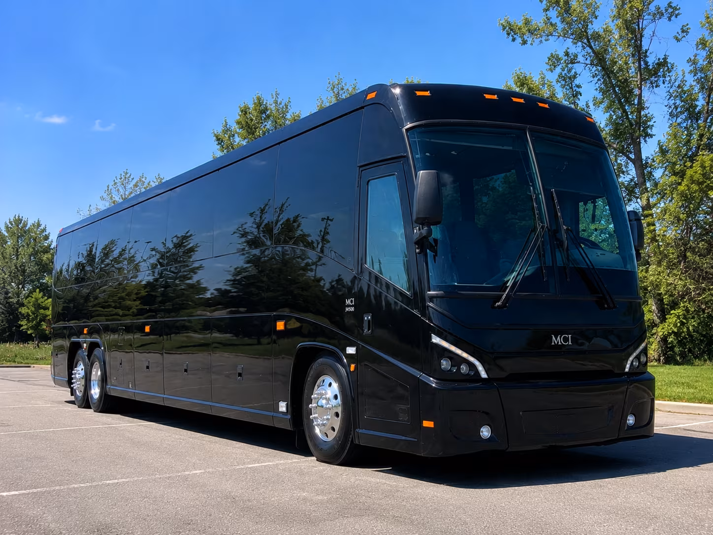 dearborn charter bus transportation to and from dearborn area airports