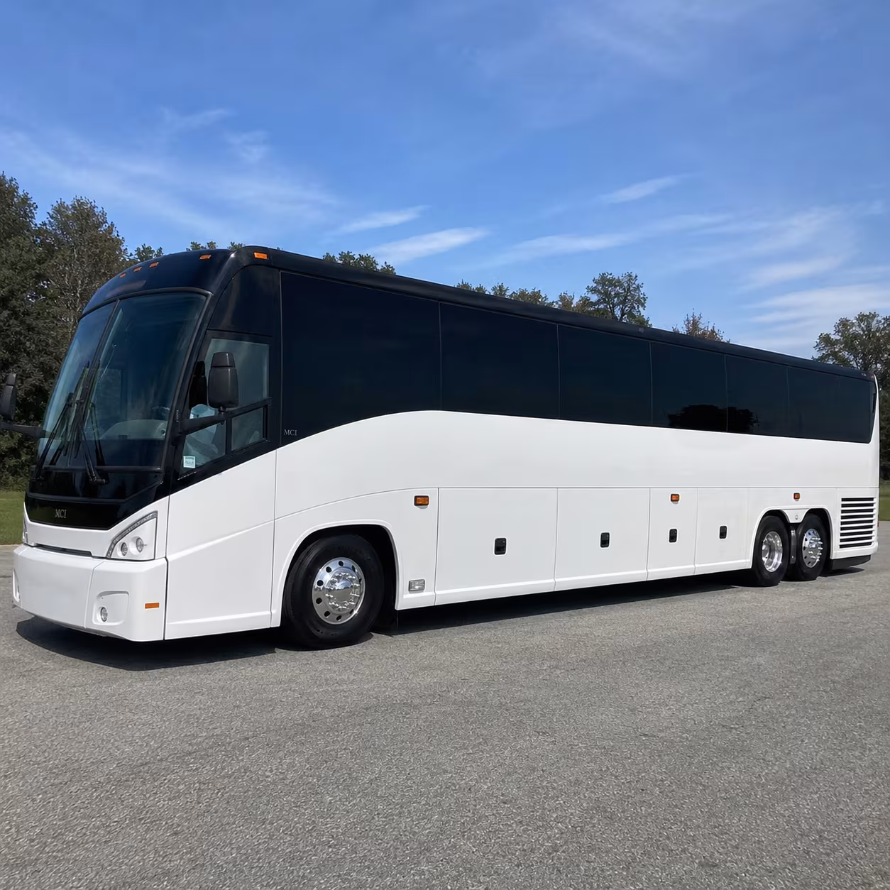 detroit find detroit long distance charter bus rentals for your group