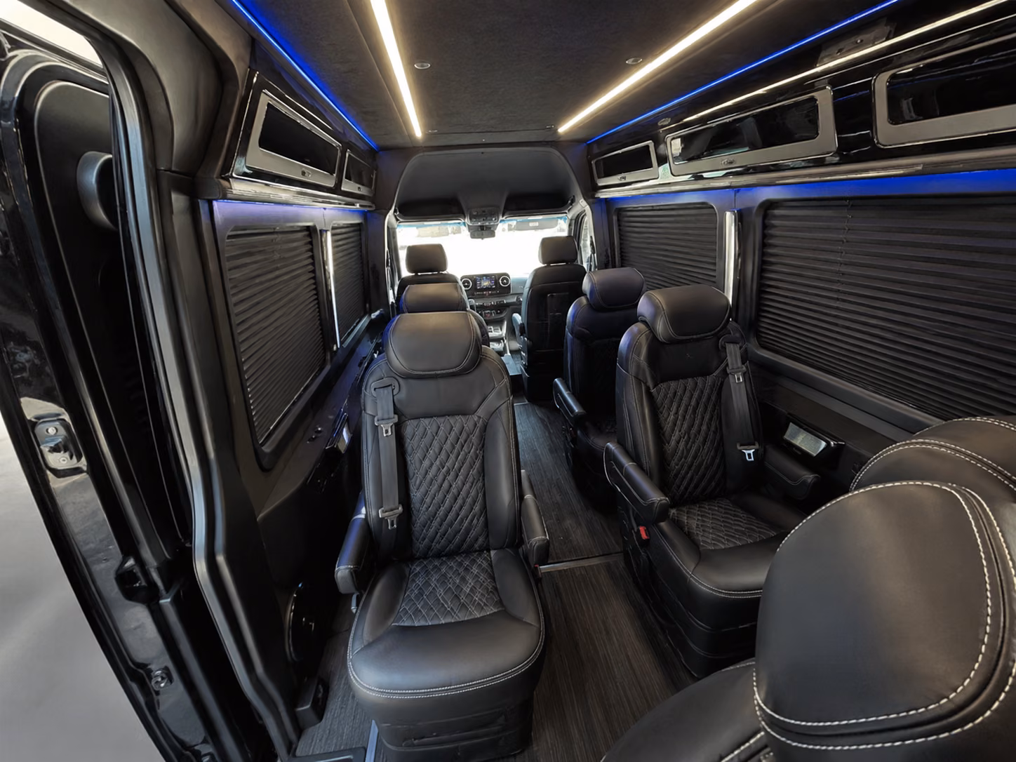detroit stress free airport transfers for detroit travelers