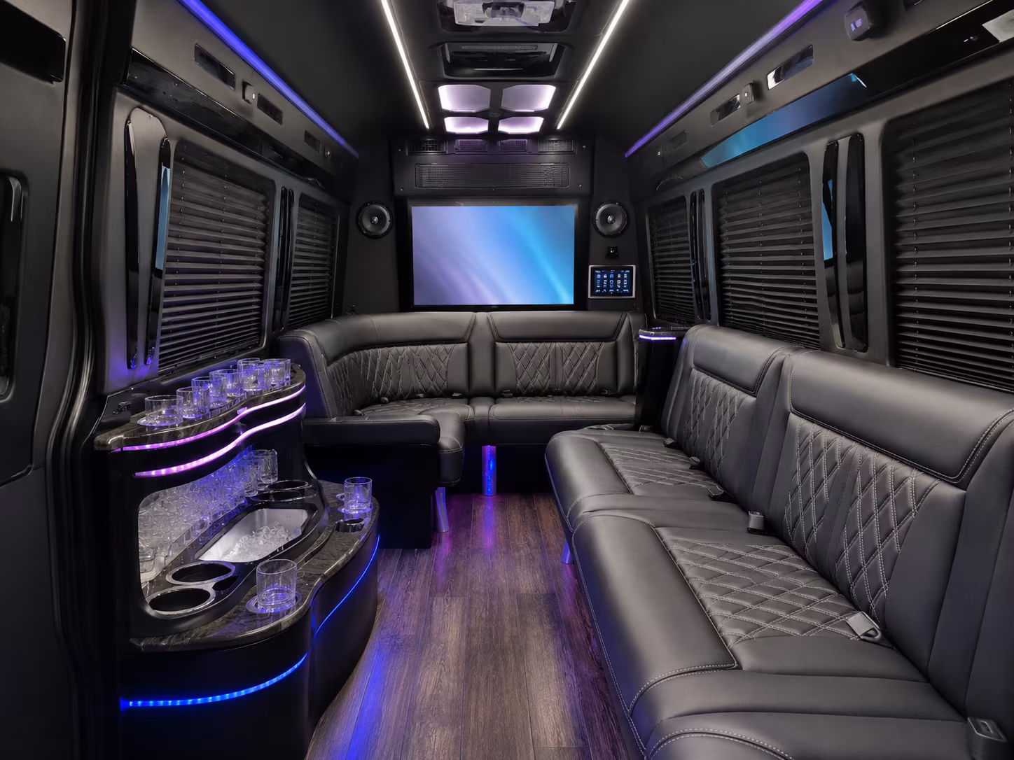 getting your westland prom group to the venue without the stress