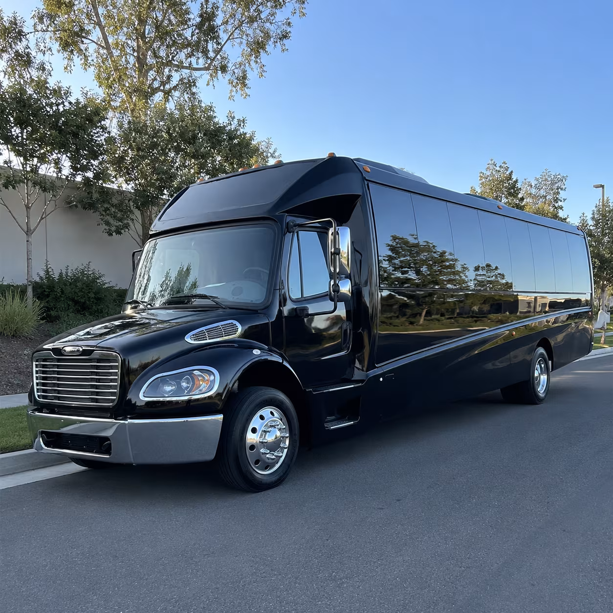 novi bus rentals